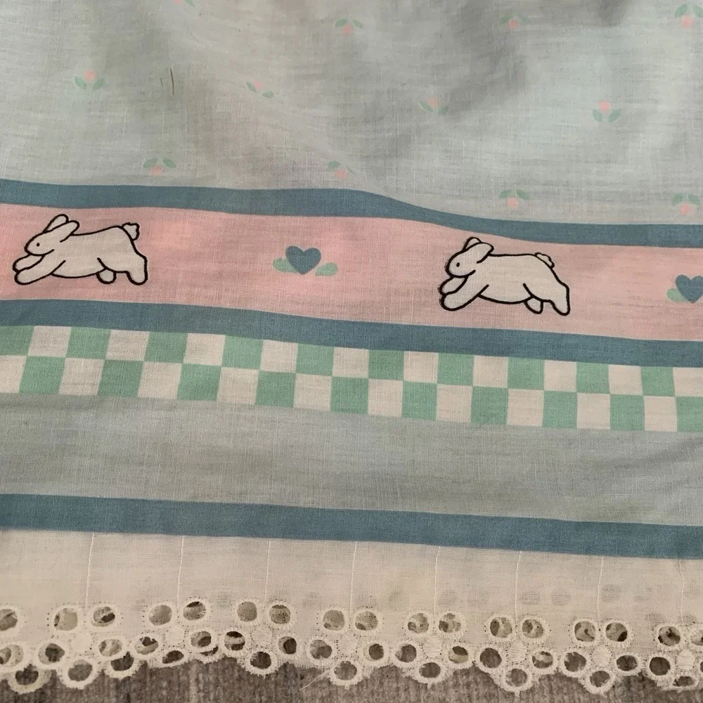 VTG 90s Daisy Kingdom Honey Bunny Crib Comforter With Valance